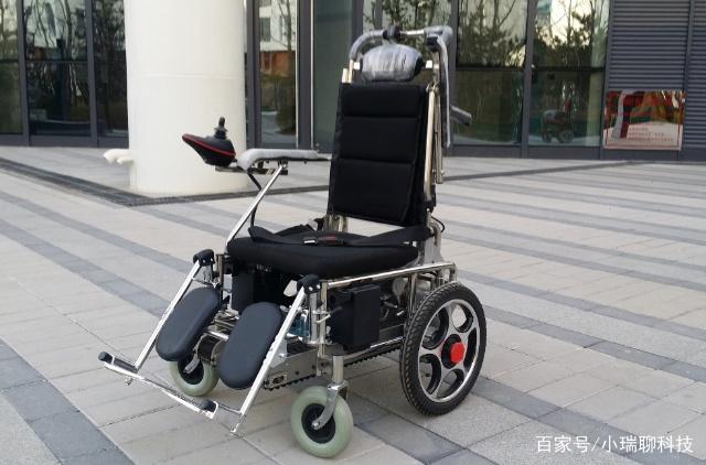 Artificial Intelligence Helps Build Wheelchair Robot