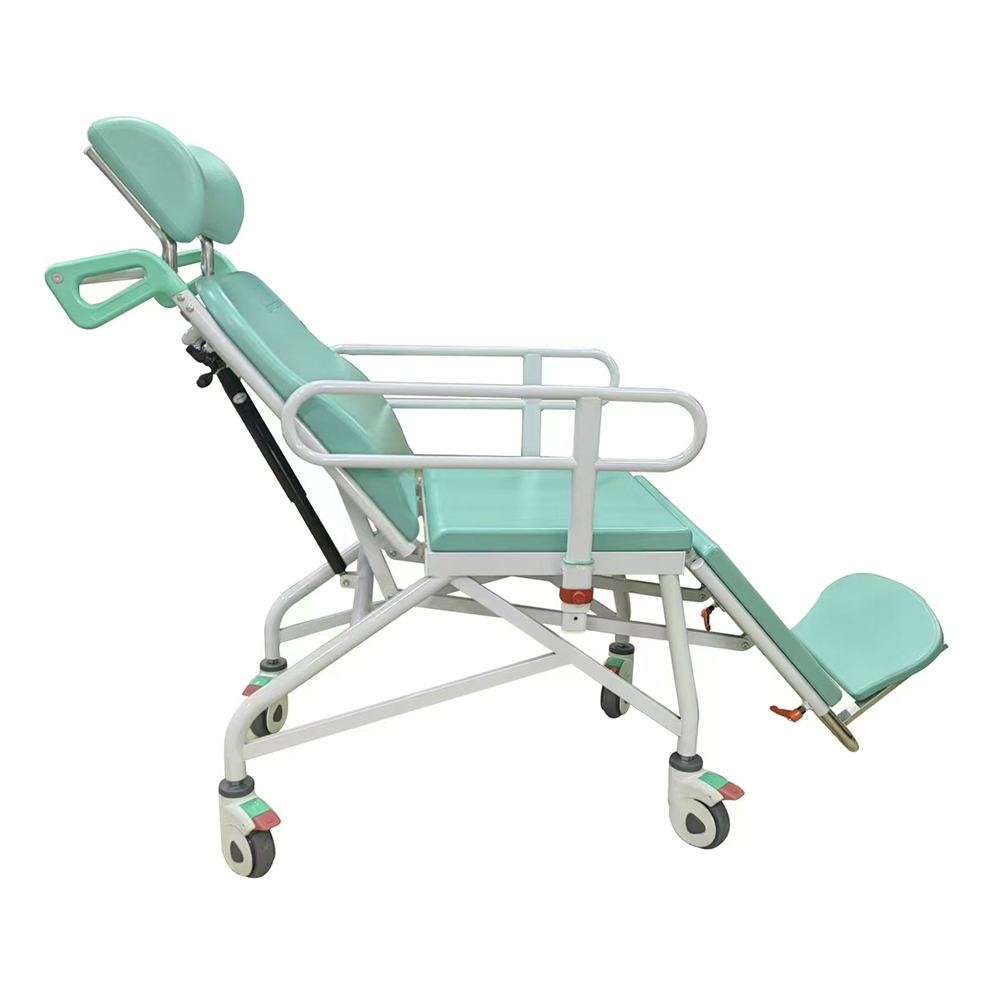 The multifunctional life scene of the bathing chair is a caring assistant to improve the quality of life
